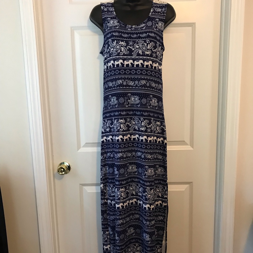NWOT Hot Kiss Navy Blue & Cream Maxi Dress